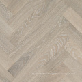 Piso de madera de parquet de ingeniería sin terminar Oak Herringbone